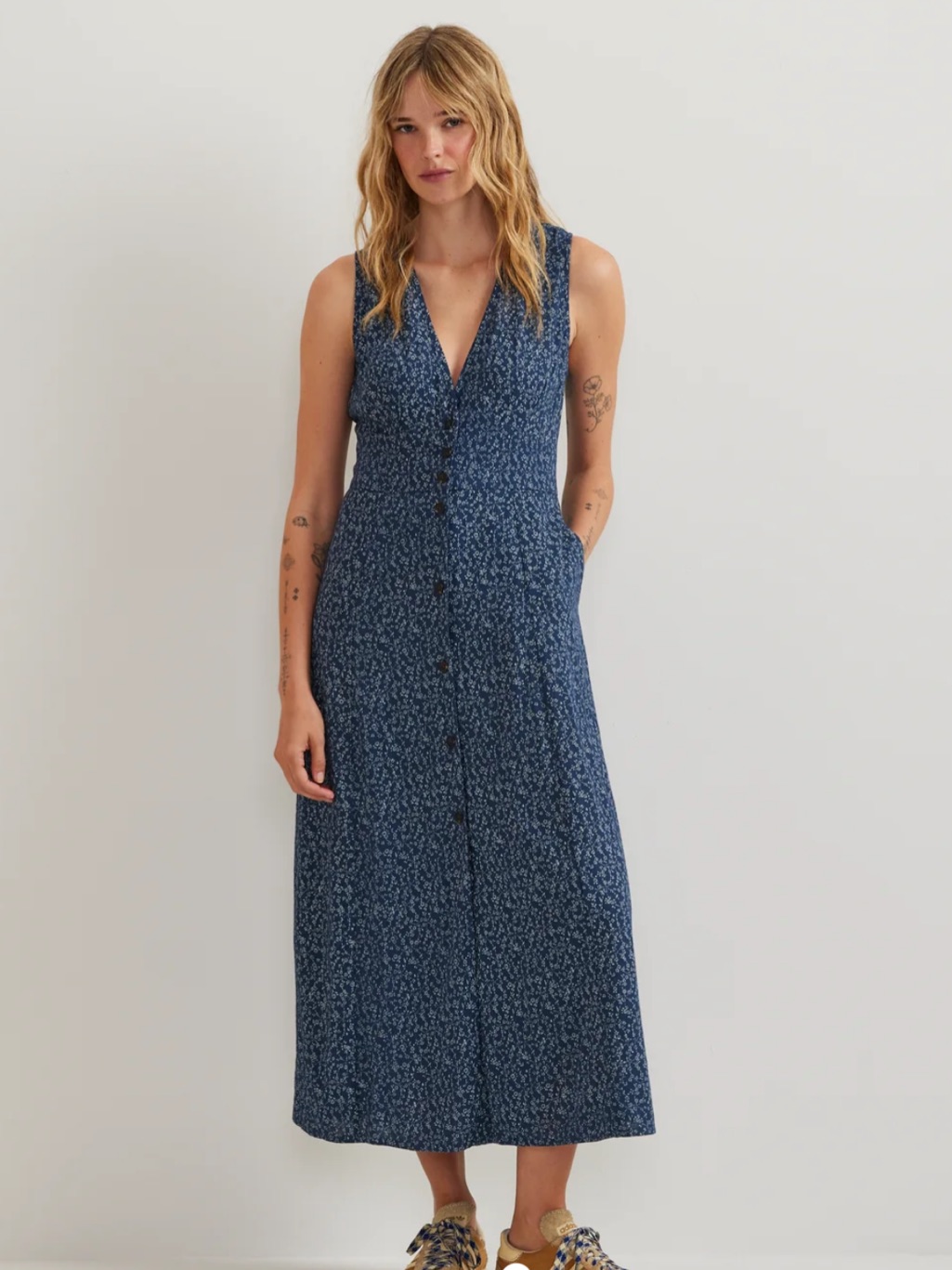 Eddie Bauer Blue Floral Button-Front Sleeveless Midi Dress